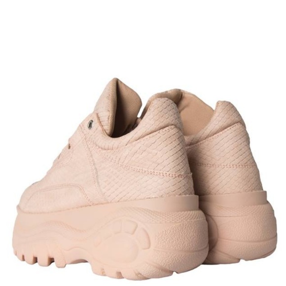 CAPE ROBBIN - Picture 6 of 7